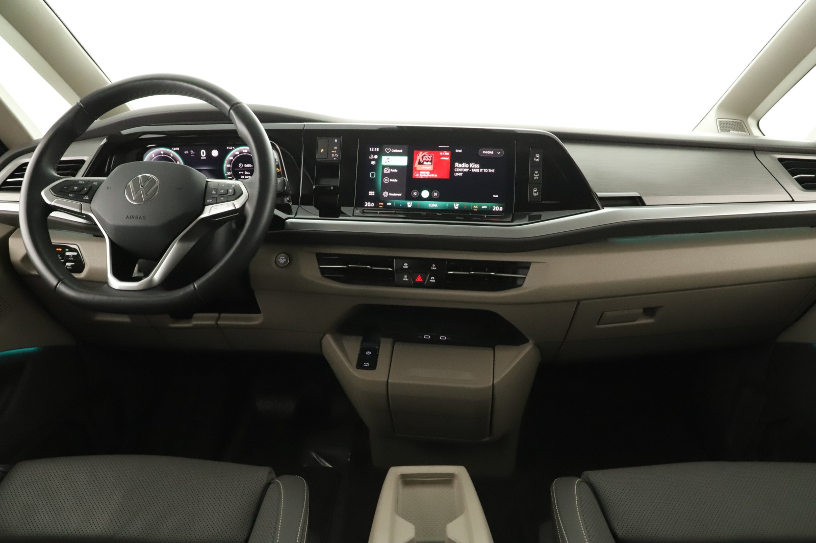 Volkswagen Multivan - 2025