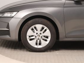Škoda Octavia - 2024