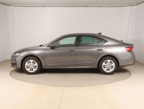 Skoda Octavia - 2024