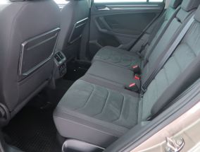 Volkswagen Tiguan - 2020