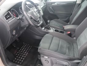 Volkswagen Tiguan - 2020