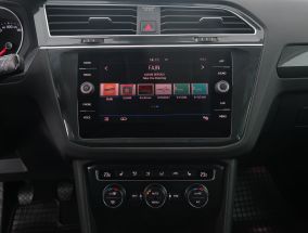 Volkswagen Tiguan - 2020