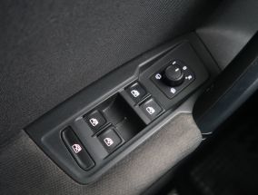 Volkswagen Tiguan - 2020