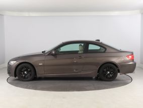 BMW 3 - 2010