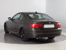 BMW 3 - 2010