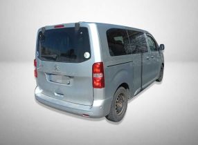 Peugeot Traveller - 2017