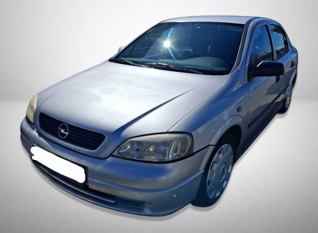 Opel Astra 2004