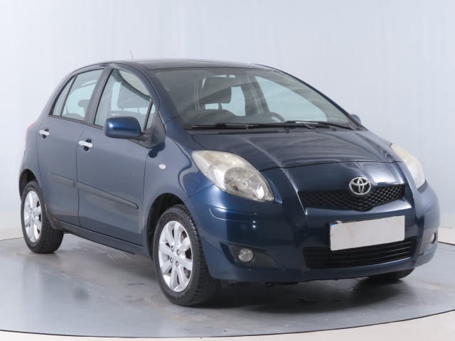 Toyota Yaris 2011