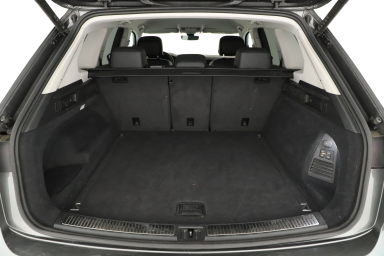 Volkswagen Touareg - 2022