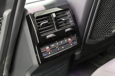 Volkswagen Touareg - 2022