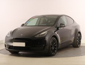Tesla Model Y - 2023