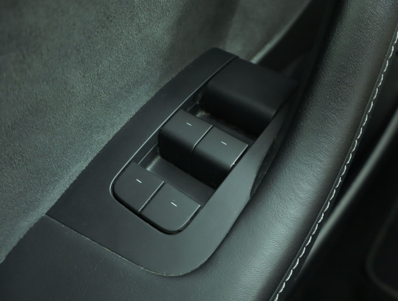 Tesla Model 3, 2022