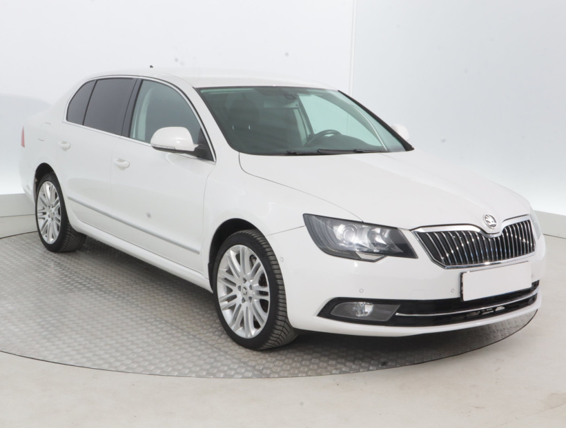 Škoda Superb, 2014