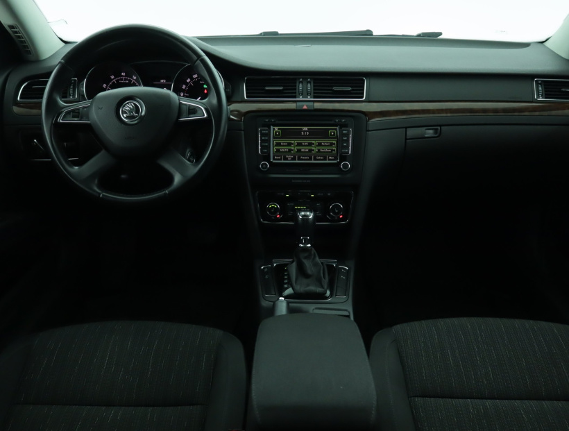 Škoda Superb, 2014