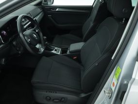 Škoda Superb - 2022