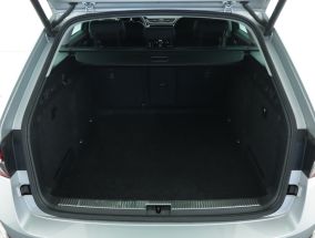 Škoda Superb - 2022