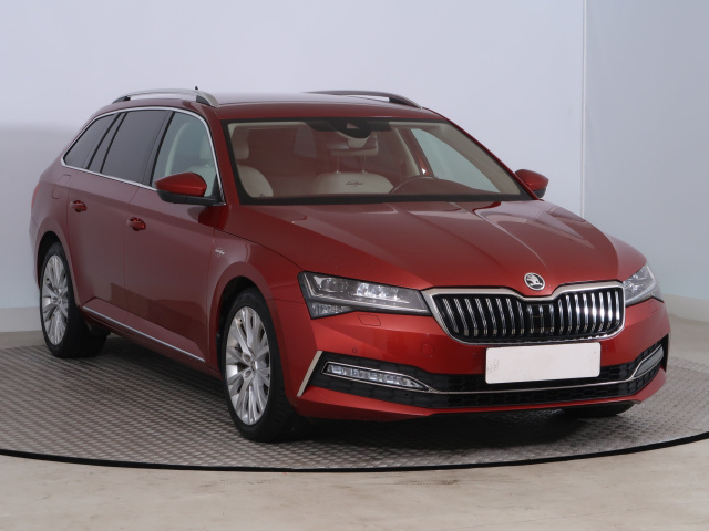 Škoda Superb 2021