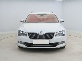 Škoda Superb - 2016