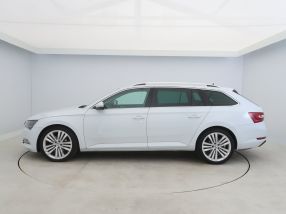 Škoda Superb - 2016