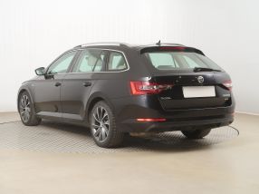 Škoda Superb - 2016