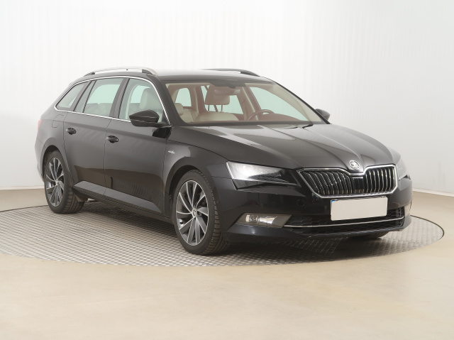 Škoda Superb 2016