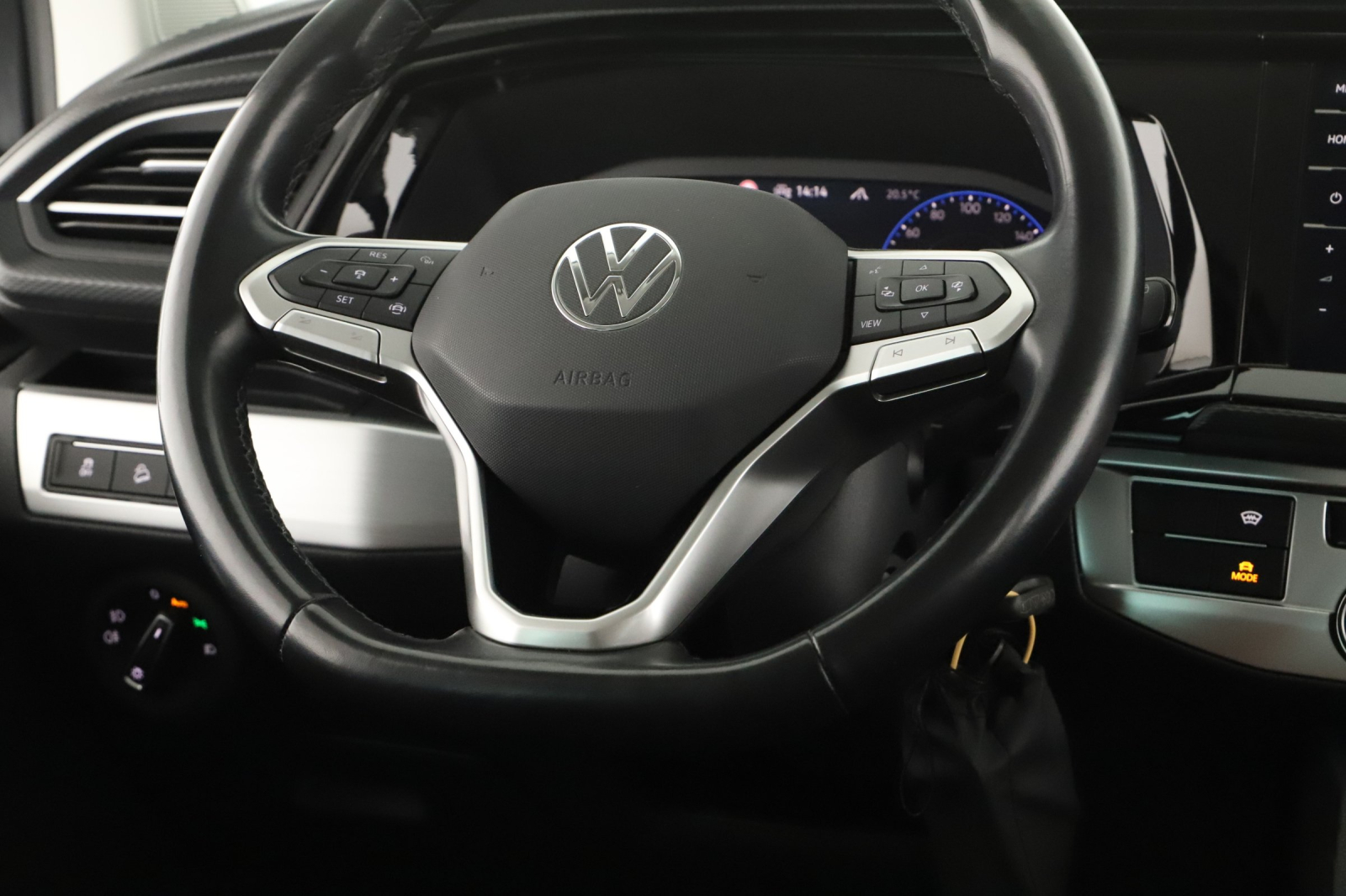 Volkswagen Multivan - 2021