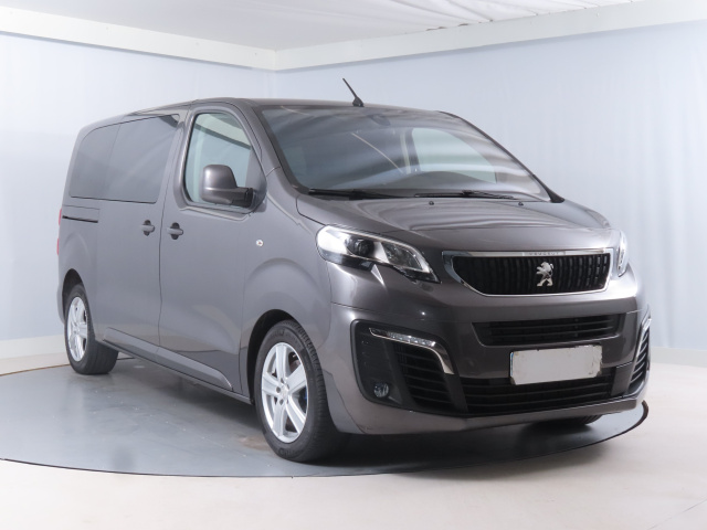 Peugeot Traveller 2017