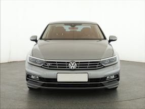 Volkswagen Passat - 2020