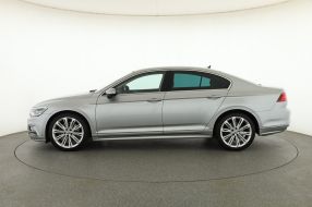 Volkswagen Passat - 2020