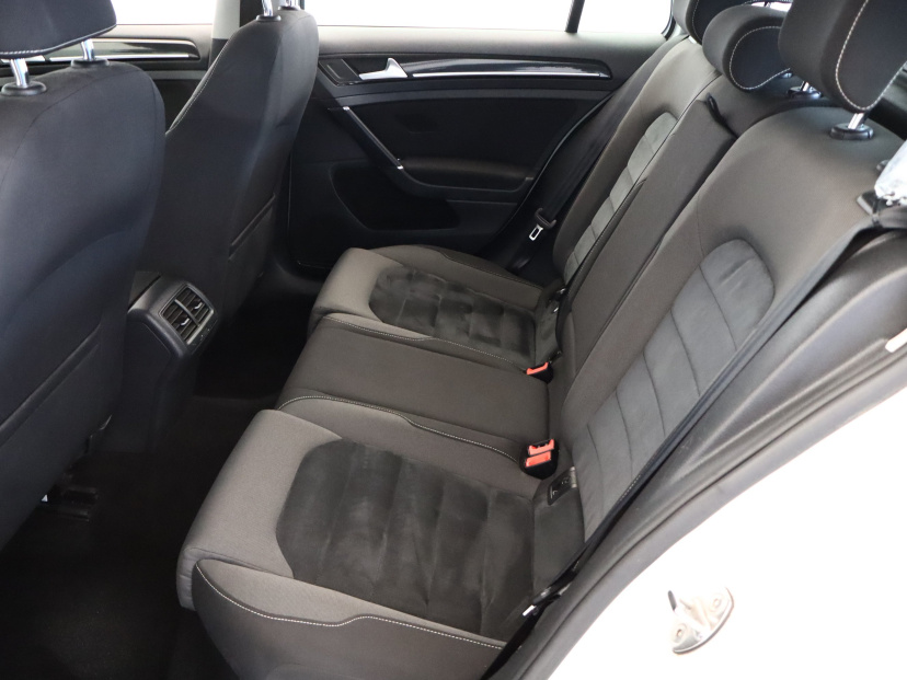 Volkswagen Golf, 2014