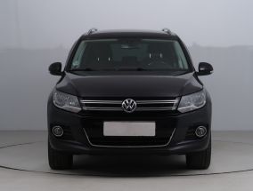 Volkswagen Tiguan - 2011