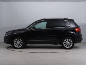 Volkswagen Tiguan - 2011