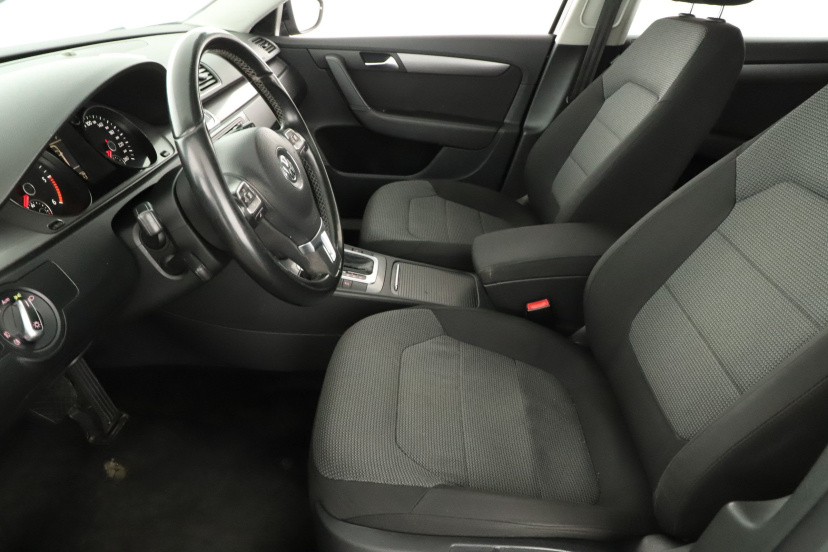 Volkswagen Passat, 2014