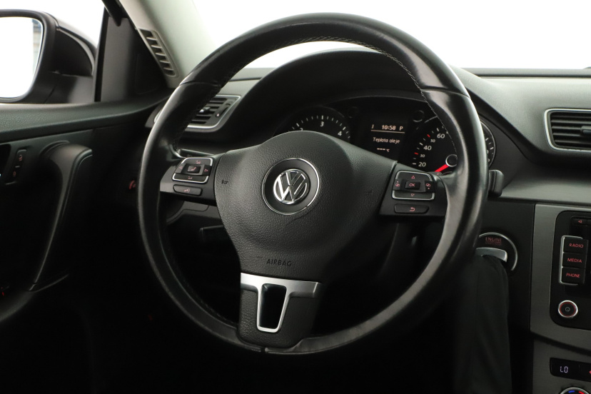 Volkswagen Passat, 2014