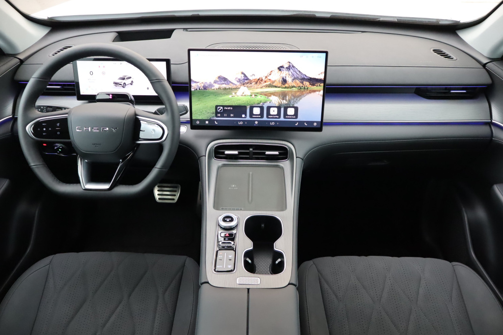 Chery Tiggo 8
