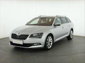 Skoda Superb - 2019