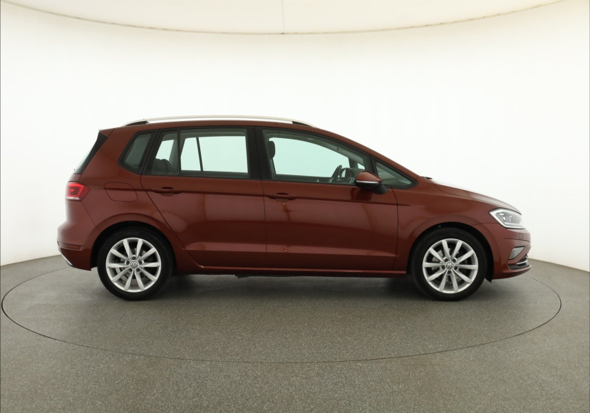 Volkswagen Golf Sportsvan, 2019