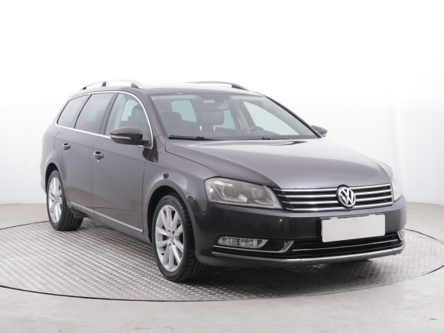 Volkswagen Passat 2011