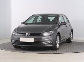 Volkswagen Golf - 2017