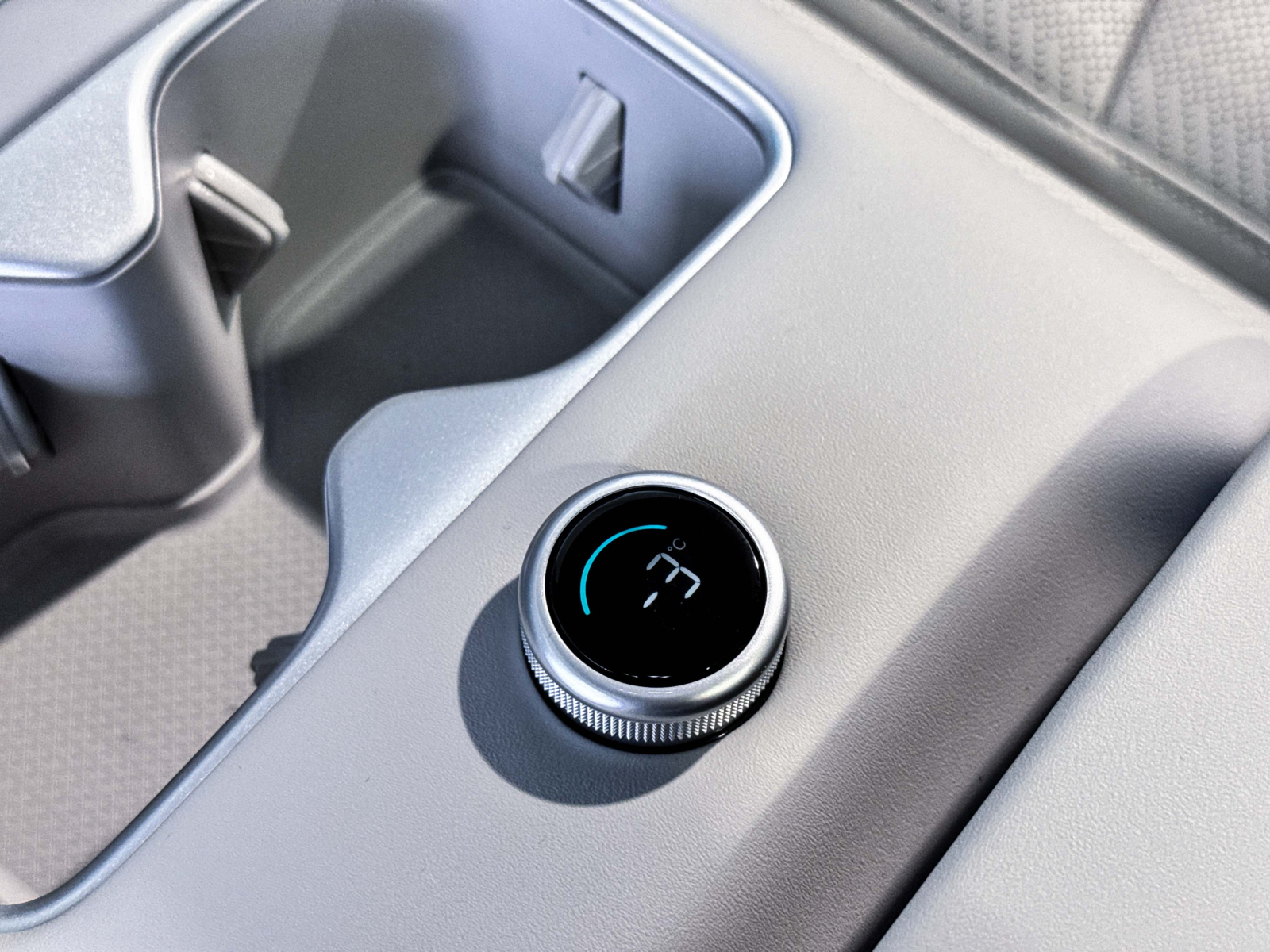 Denza Titanium 7 - 2026