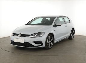Volkswagen Golf - 2017