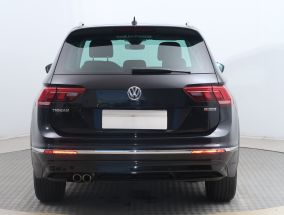 Volkswagen Tiguan - 2019