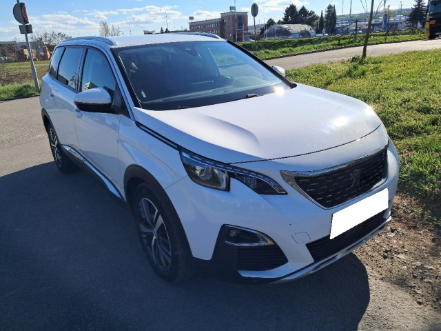 Peugeot 5008 2020