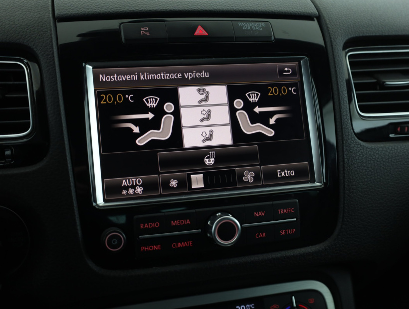 Volkswagen Touareg, 2012