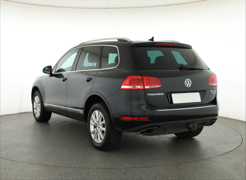 Volkswagen Touareg, 2012