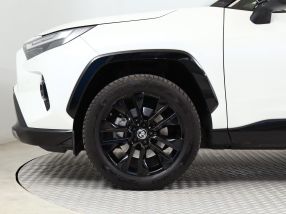 Toyota RAV 4 - 2024