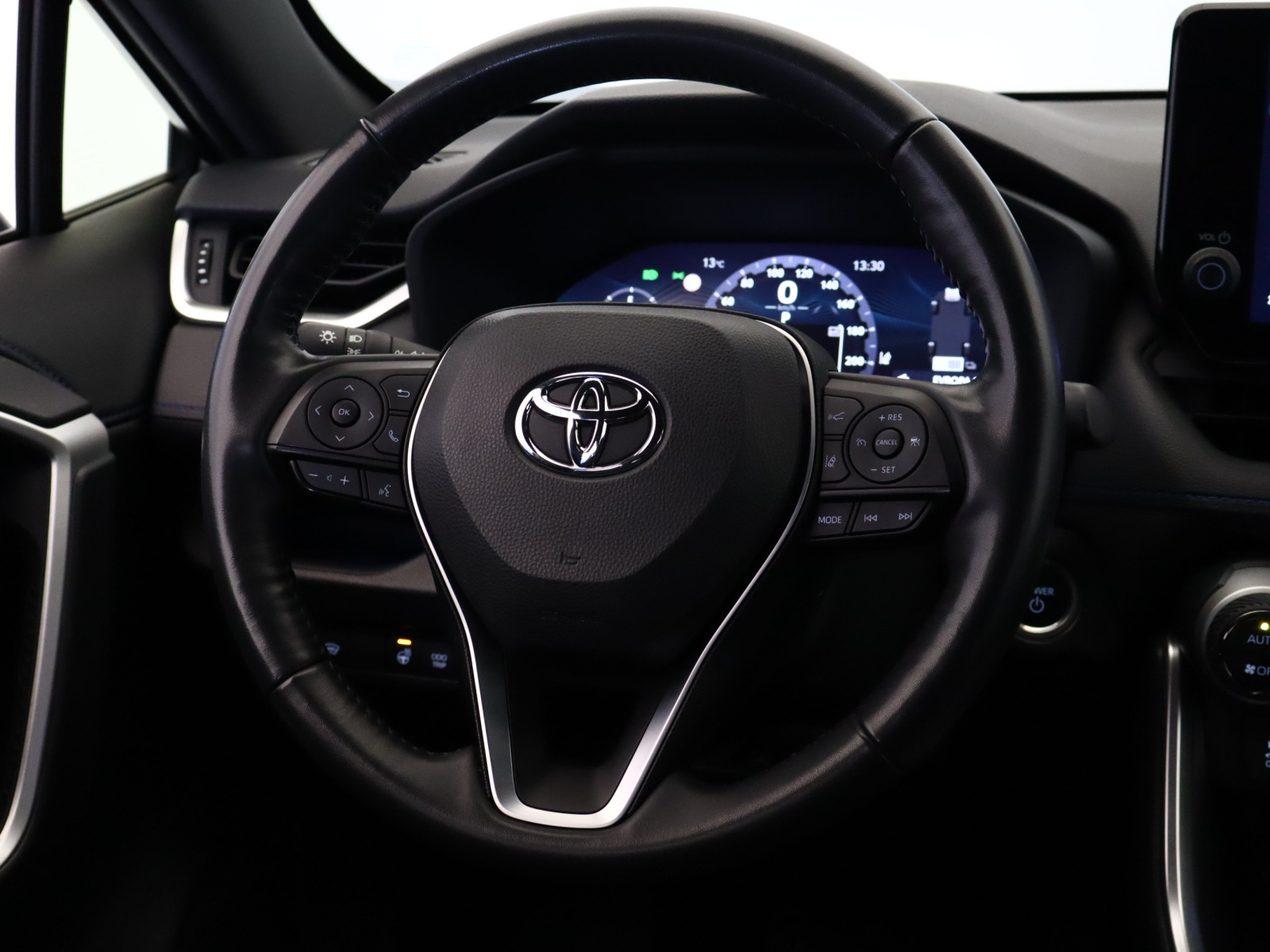 Toyota RAV 4 - 2024