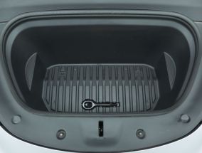 Tesla Model Y - 2024