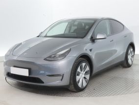 Tesla Model Y - 2024