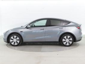 Tesla Model Y - 2024